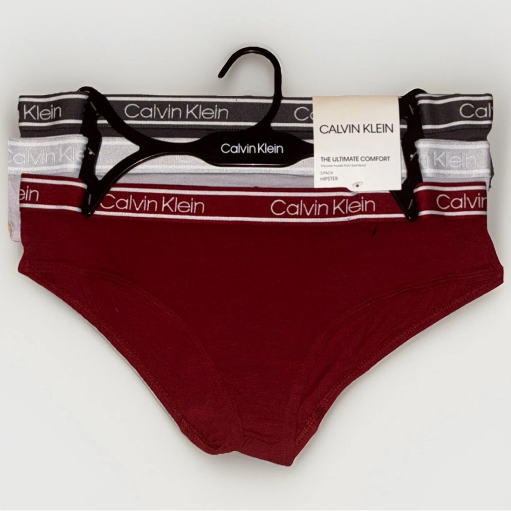 Calvin Klein White Retail Hang Tag with Logo